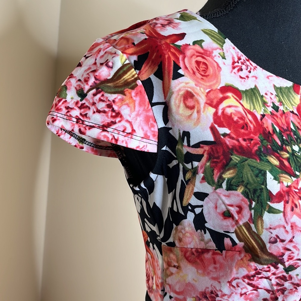 - Soho apparel - Picture 2 of 7